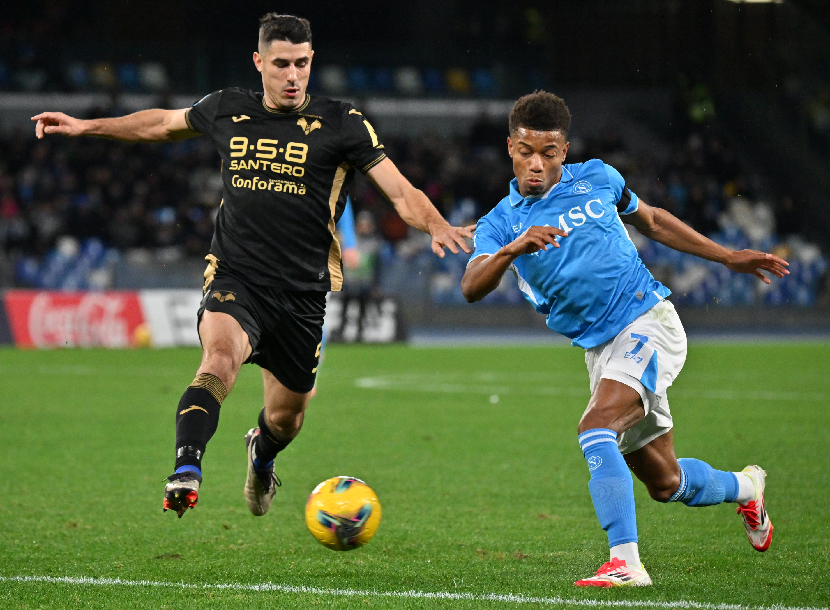 星空体育官方网站-国际比赛日体能课后;孟菲斯灰熊队长鼓劲备战意甲;赛场秩序良好;训练强度明显提升的简单介绍