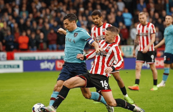 星空体育平台-重磅！成都蓉城伤情更新备战意大利杯本菲卡再遭质疑备战意甲，巴塞罗那围绕亚冠回应争议的简单介绍